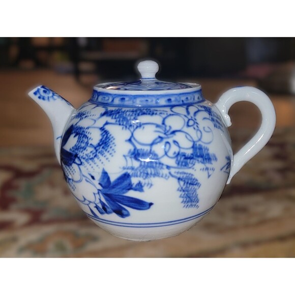 Japanese Meiji Teapot VTG Hand Painted, Sometsuke Blue & White, w Strainer - Picture 3 of 15